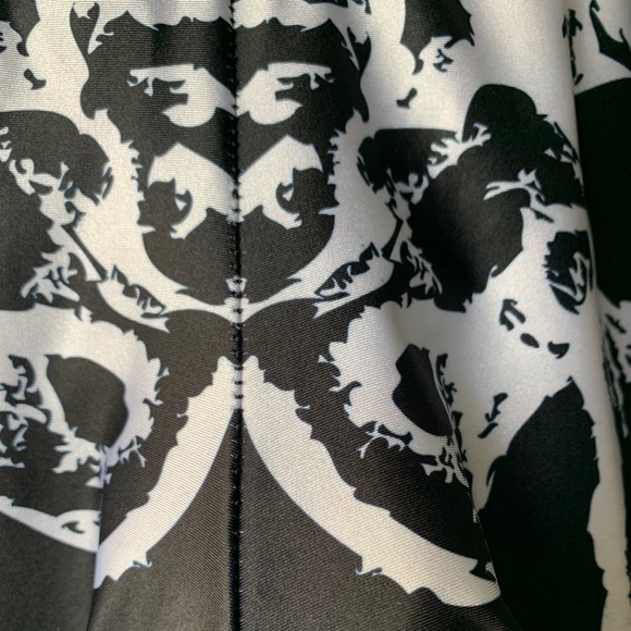 Blackmilk Skeleton Leggings XS - Picture 6 of 11